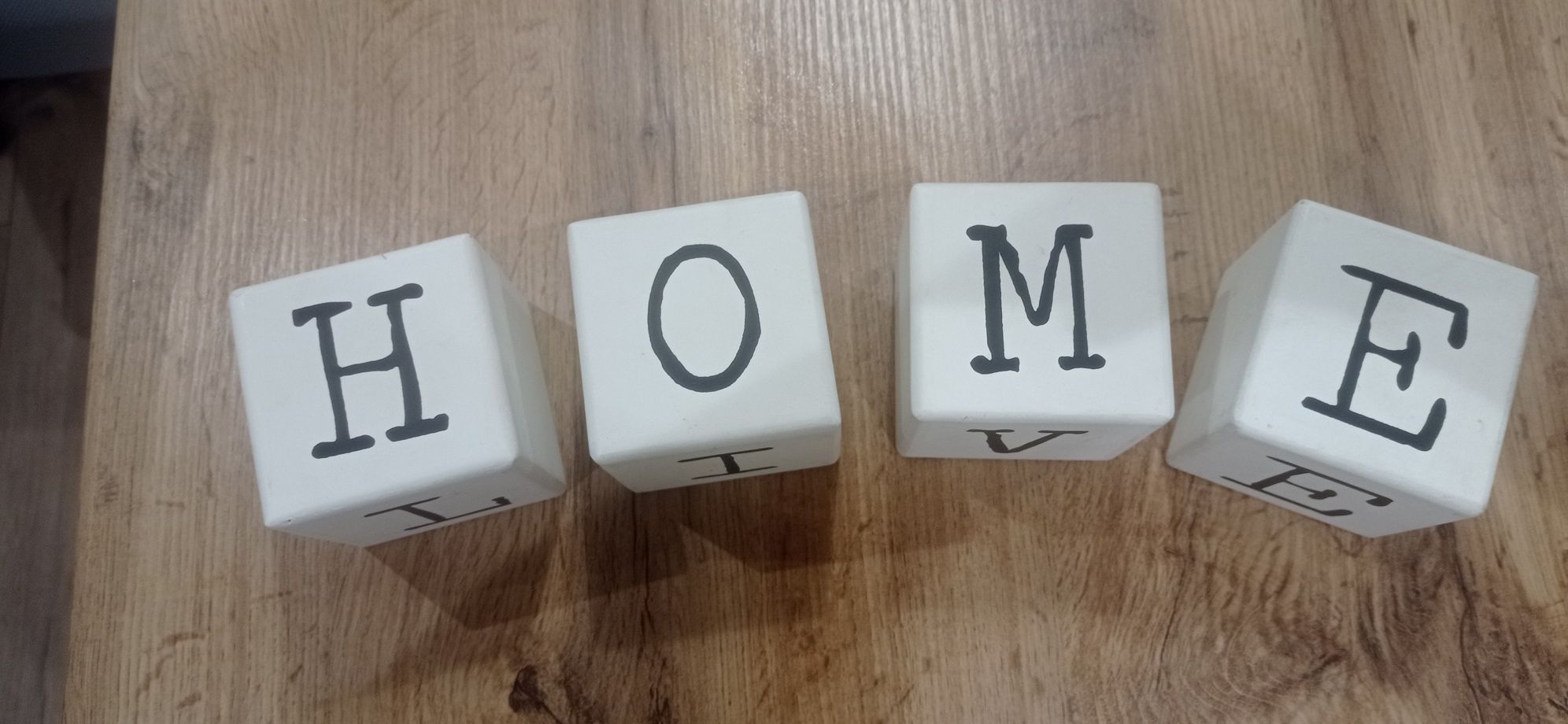 Literki Home love