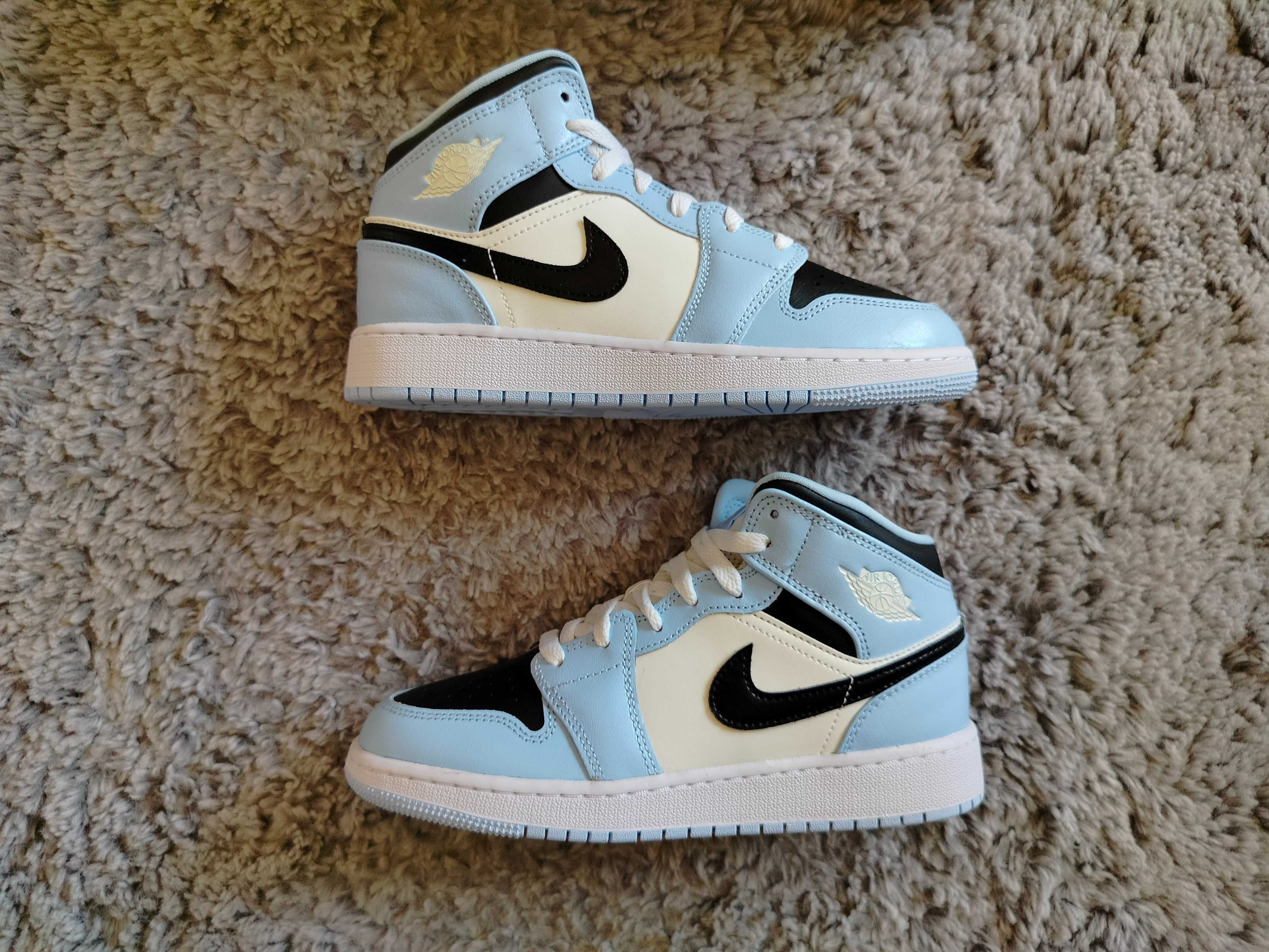 Air Jordan 1 Mid - Ice Blue r. 38