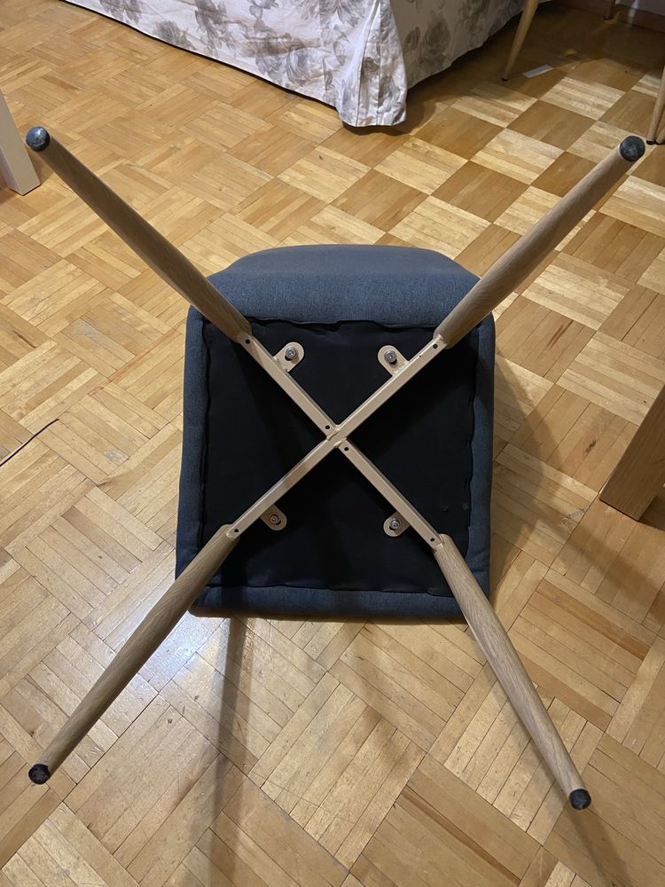 Krzesło tapicerowane OTTO