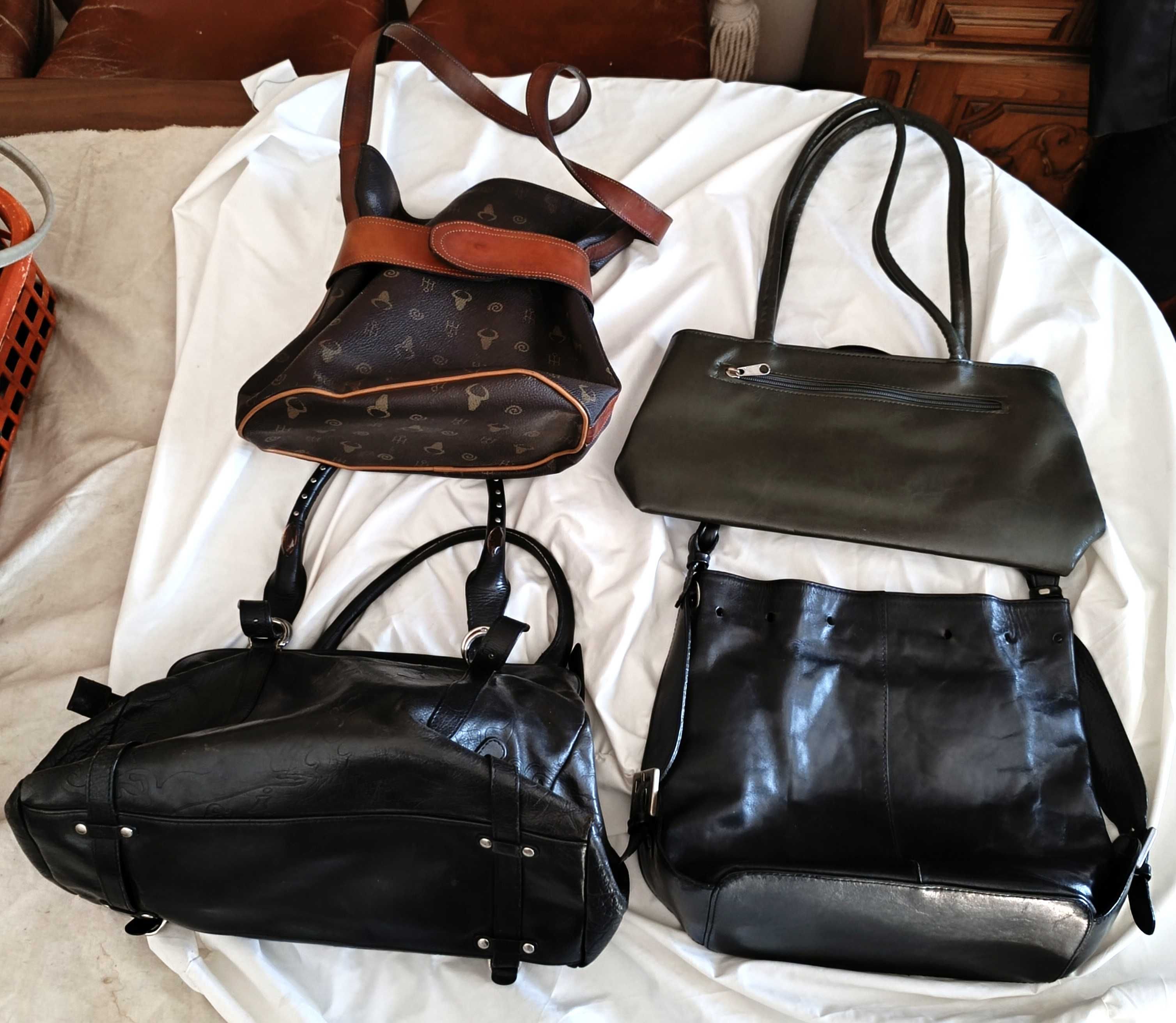 4 Sacos ou Bolsas de Senhora lindíssimas