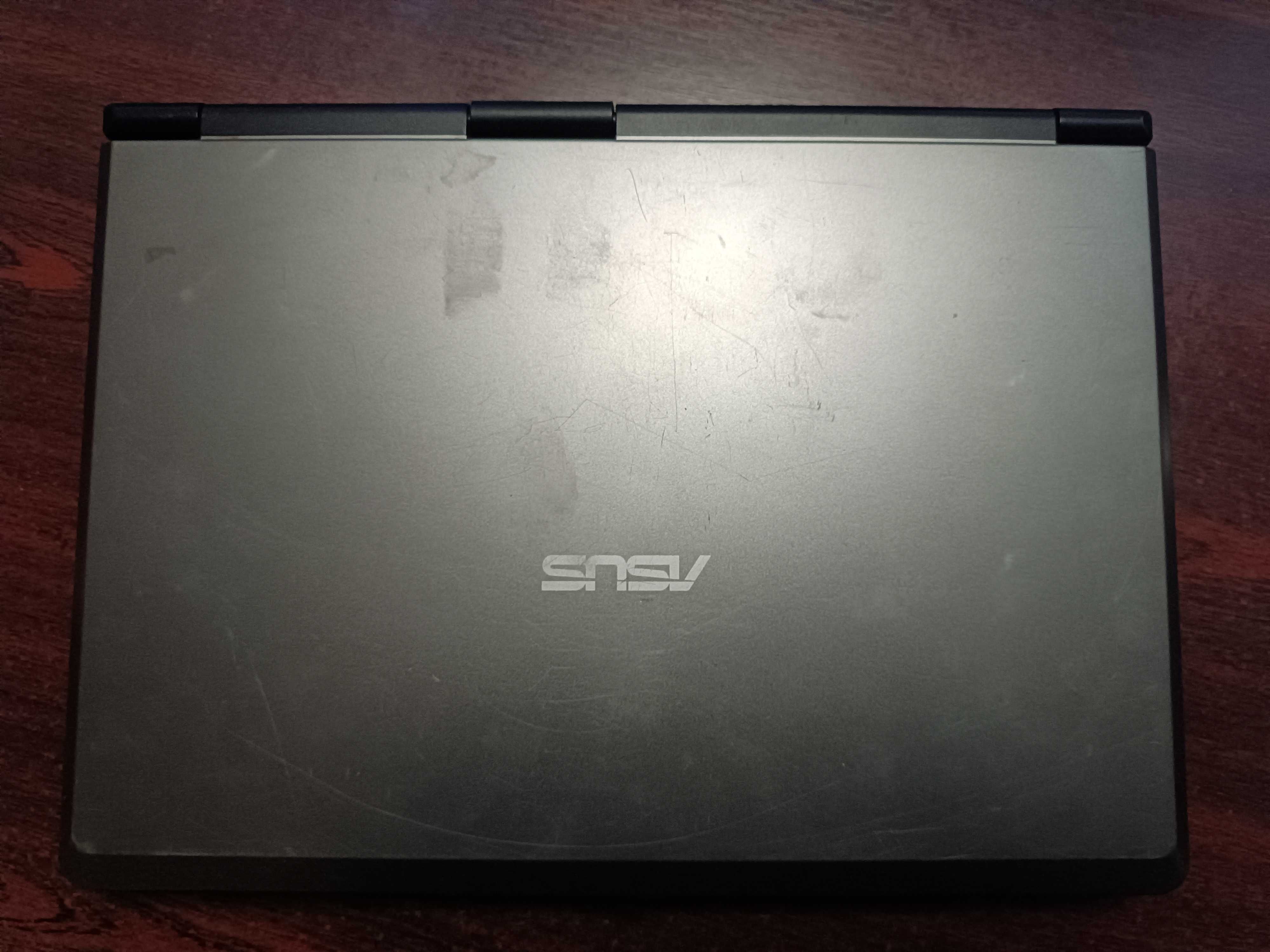 Ноутбук ASUS X51RL