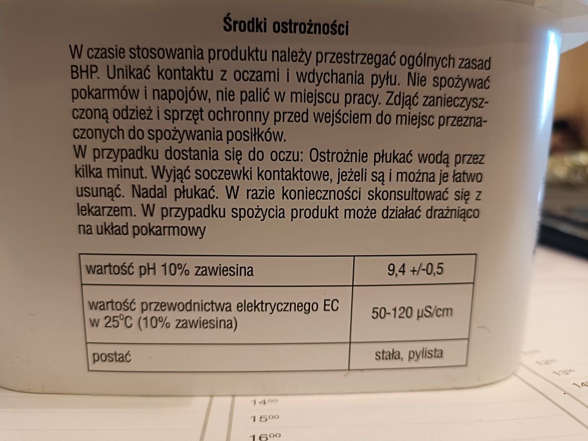 Mączka bazaltowa poprawia właściwości gleby 3 kg SUMIN