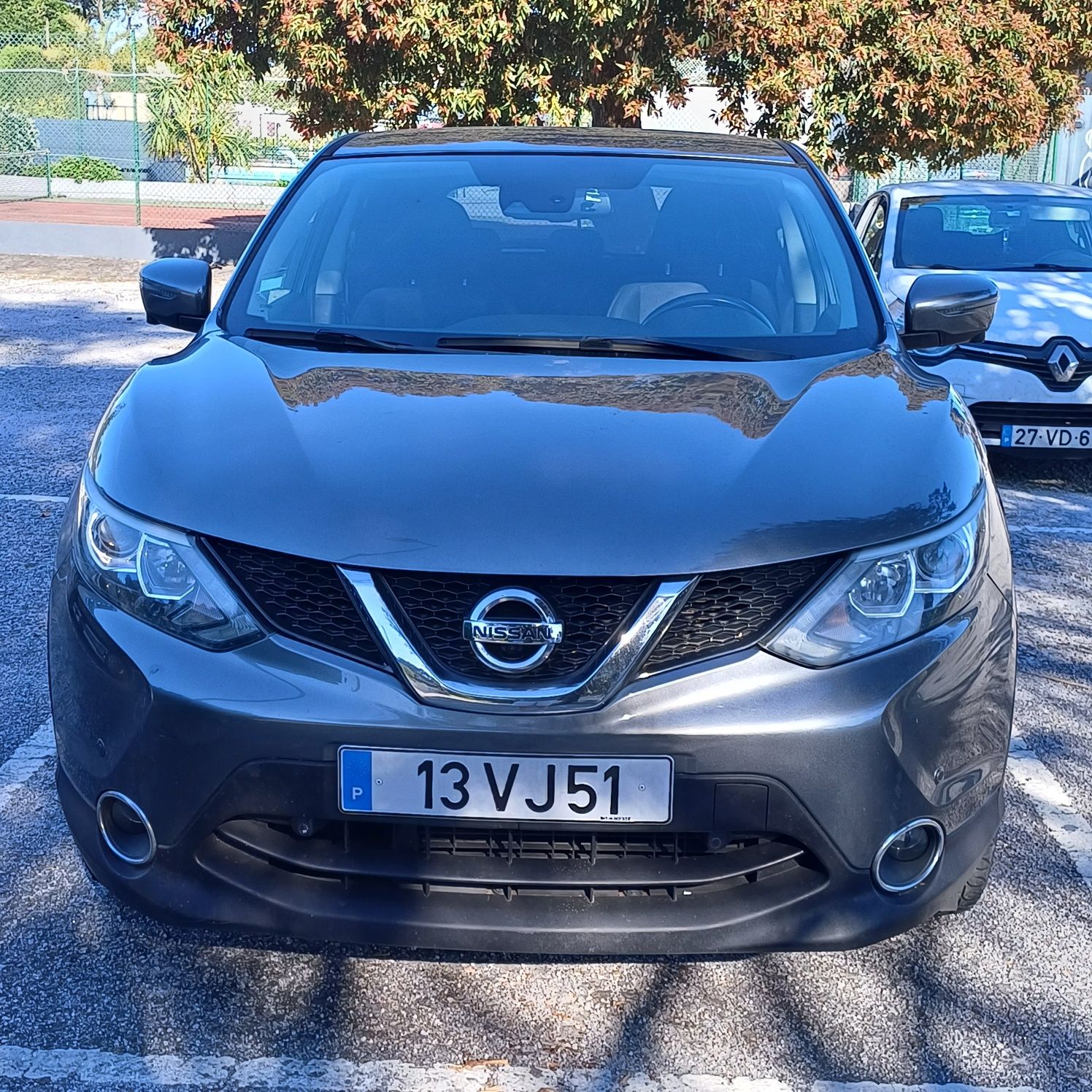 Nissan Qashqai 2015 - Conforto e Versatilidade em Cada Viagem