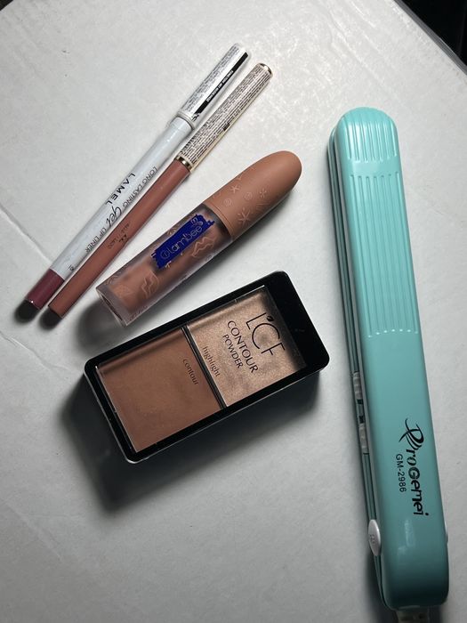 Набір плойка гофре , косметика декоративна