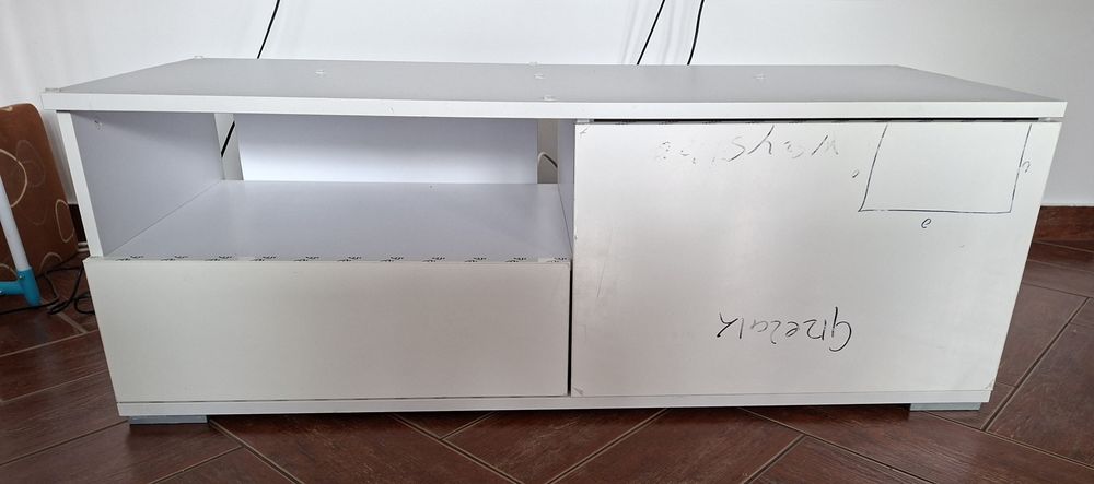 Szafka pod TV - front biały połysk nowy