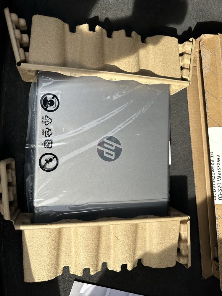 Laptop HP 250 G10 8/512 GB SSD Nowy