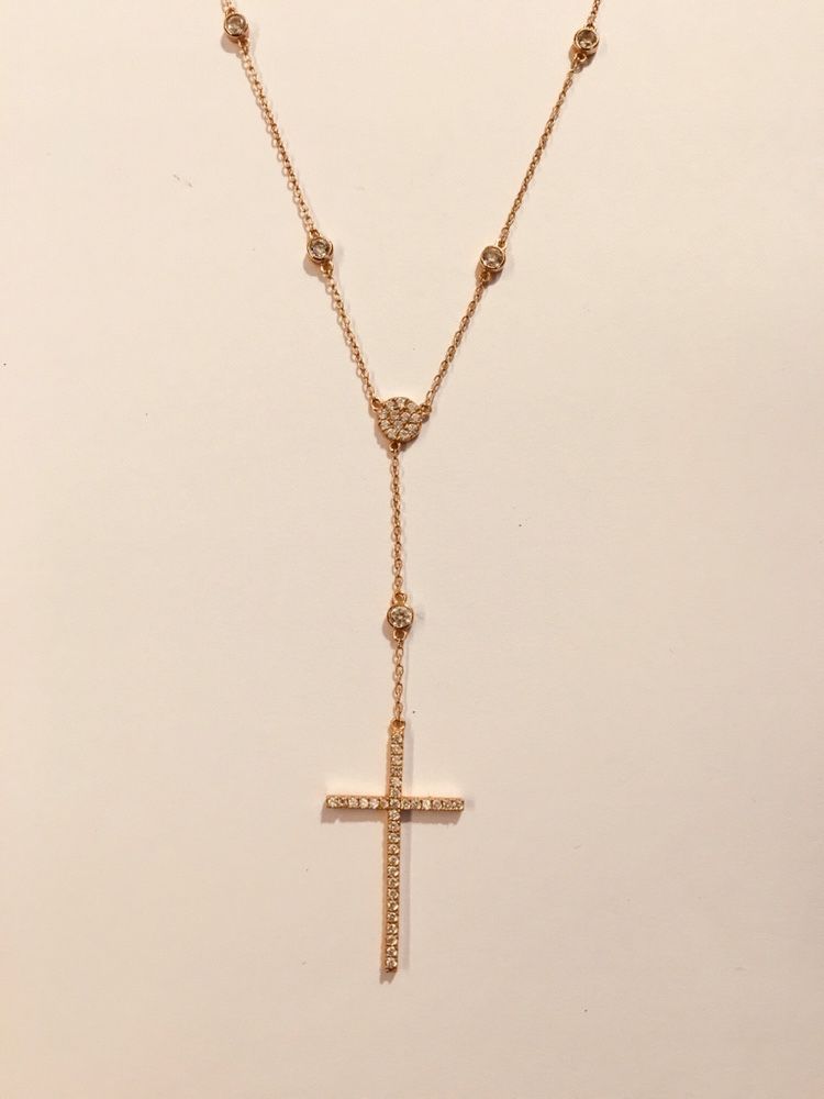 Colar com Cruz e zirconeas em prata com dourado rosa