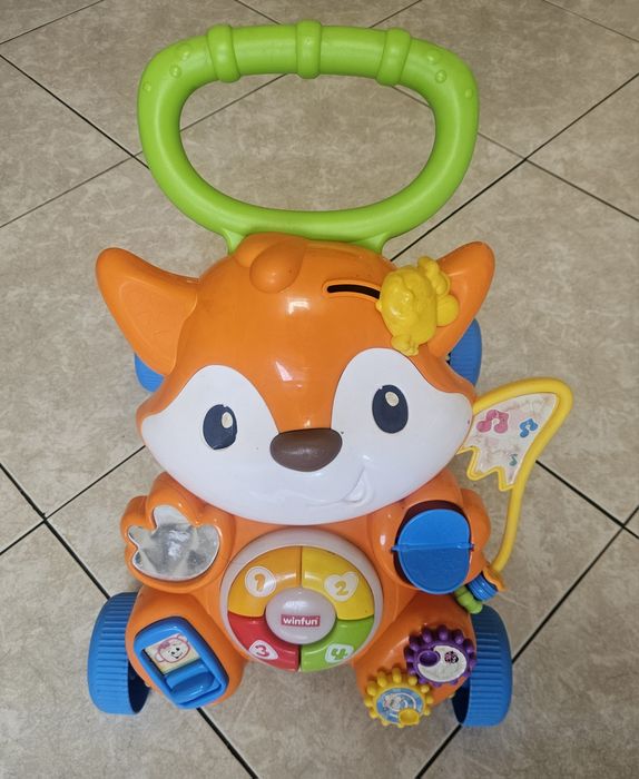 Andador Raposa C/Sons e Luz