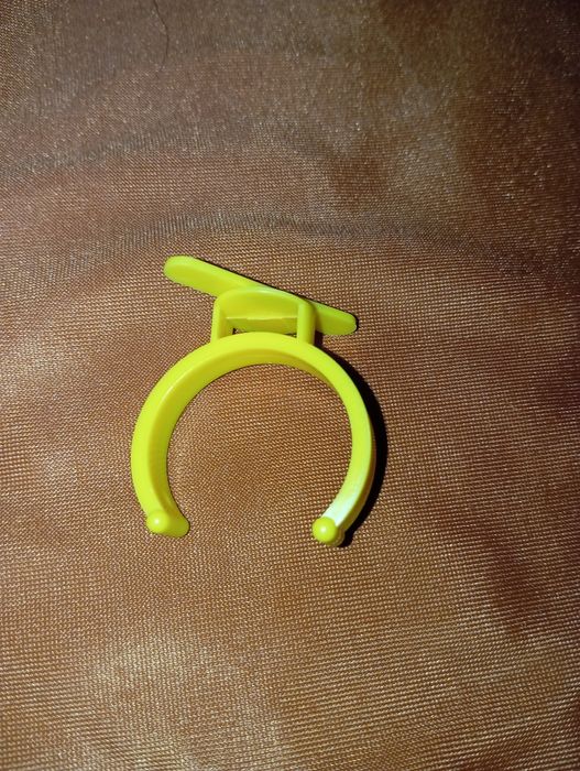 Uchwyt na poidełko dla gryzoni