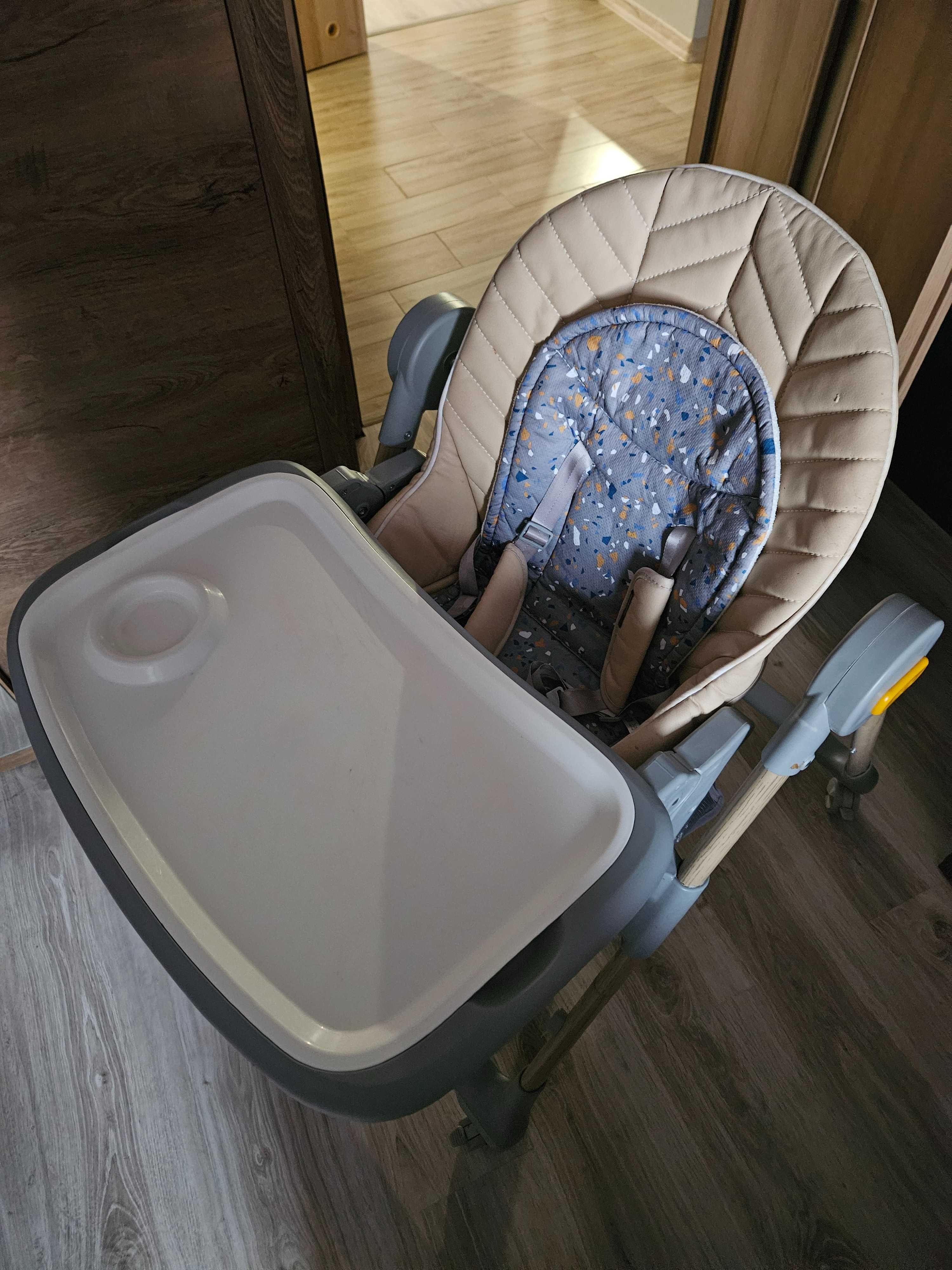 Krzesełko do karmienia Kinderkraft Lastree