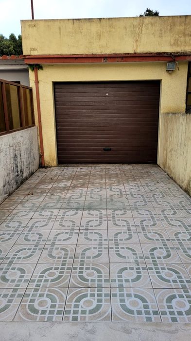 Moradia T4+1 Independente