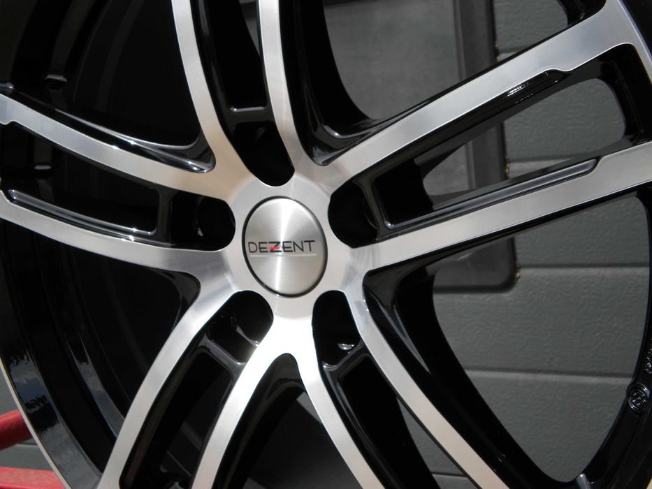 Felgi aluminiowe Dezent 18 5x112 Audi S3 A3 A4 A6 SQ2 Seat Leon