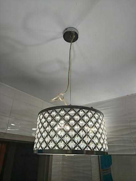 sprzedam żyrandole stylowe 3 szt.