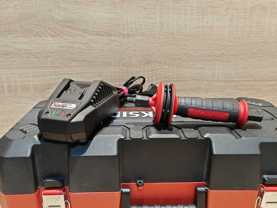 Szlifierka kątowa Parkside PPWSFA 20-Li A1 komplet