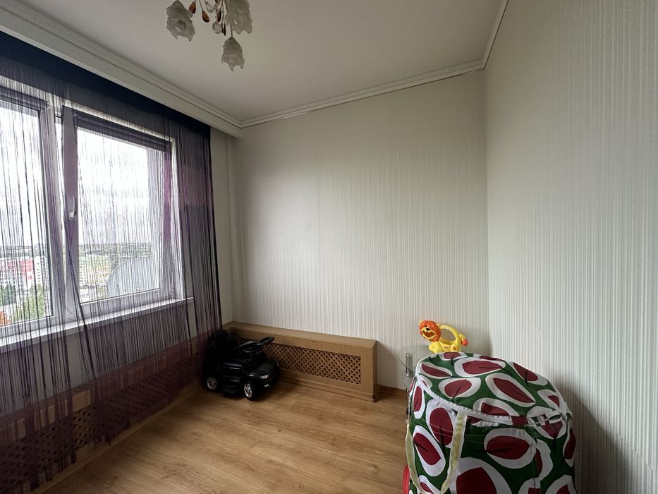 Продам 4-х комн. квартиру на Амосова СОБСТВЕННИК