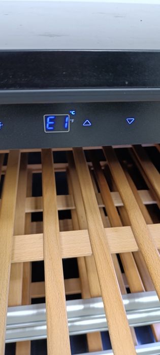 Lodówka do wina Dometic C50G-82/60/58cm