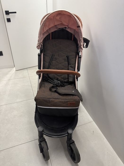 Прогулянкова коляска Carrello