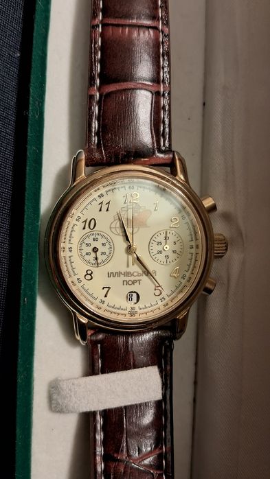 Мужские часы позолоченные