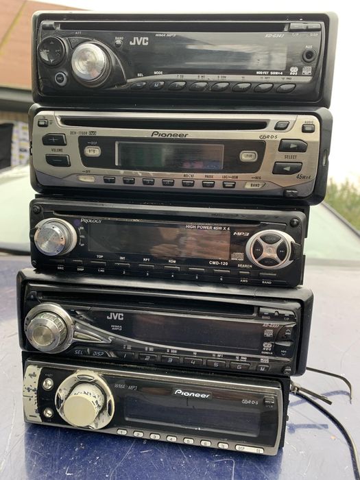 Автомагнітола ресивер