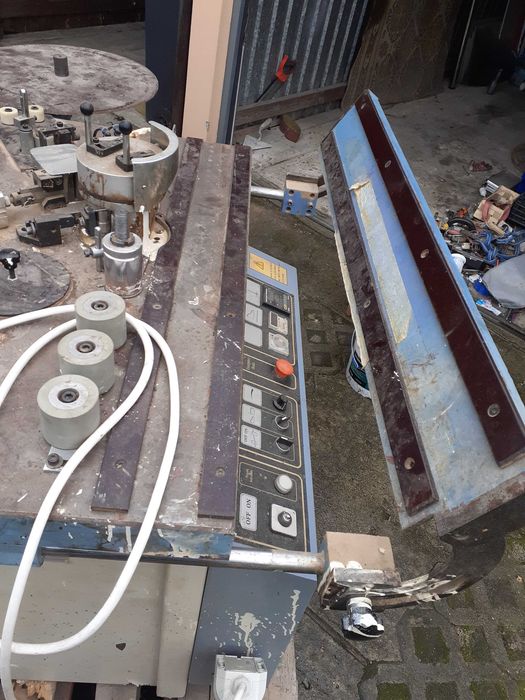 Okleiniarka do płyt meblowych