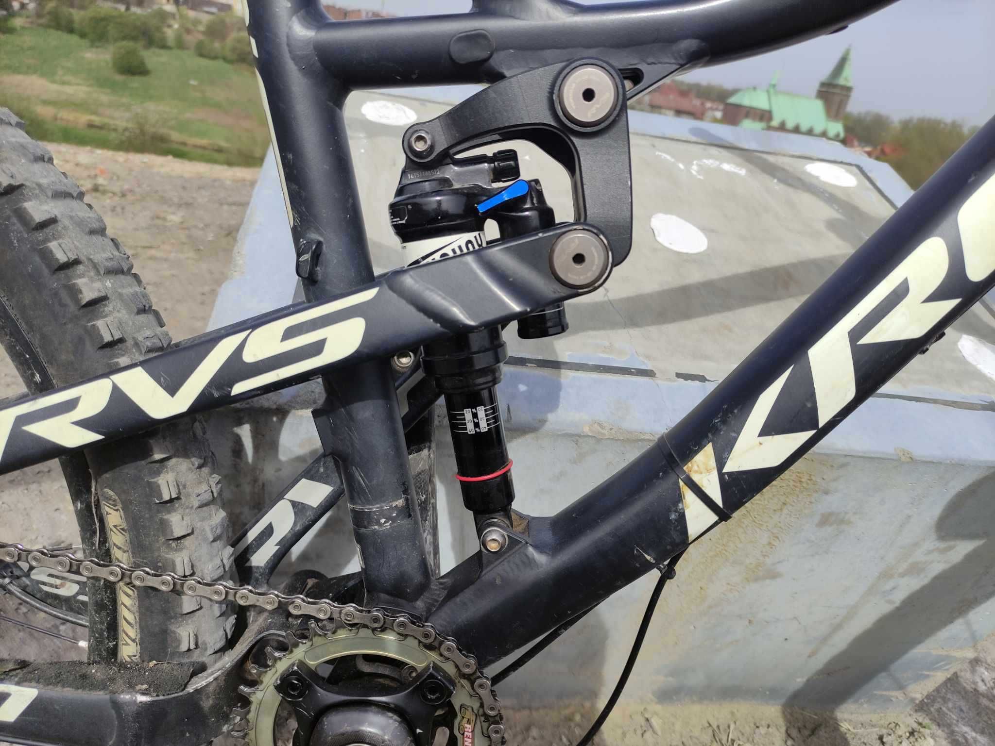 ENDURO Kross Moon 3.0 L Renthal ROCK SHOX Pike GX X0