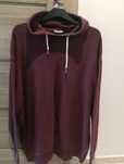 Sweter z kapturem