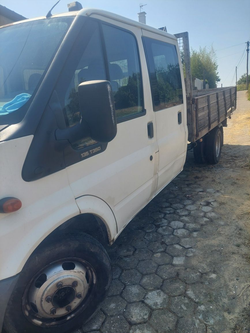 Ford transit baixa de preço