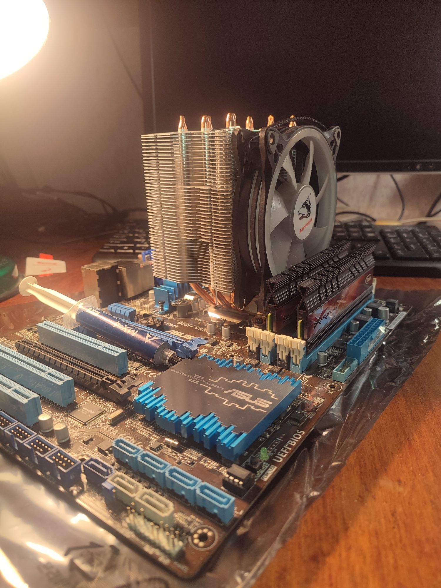 ПК I7-2700K, P8Z77-VLE, 16GB 2133 Team Xtreem