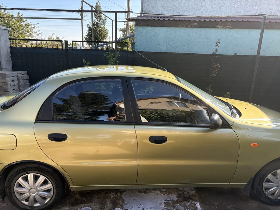 Легковий автомобіль Daewoo Lanos 2006 року (газ, бензин)
