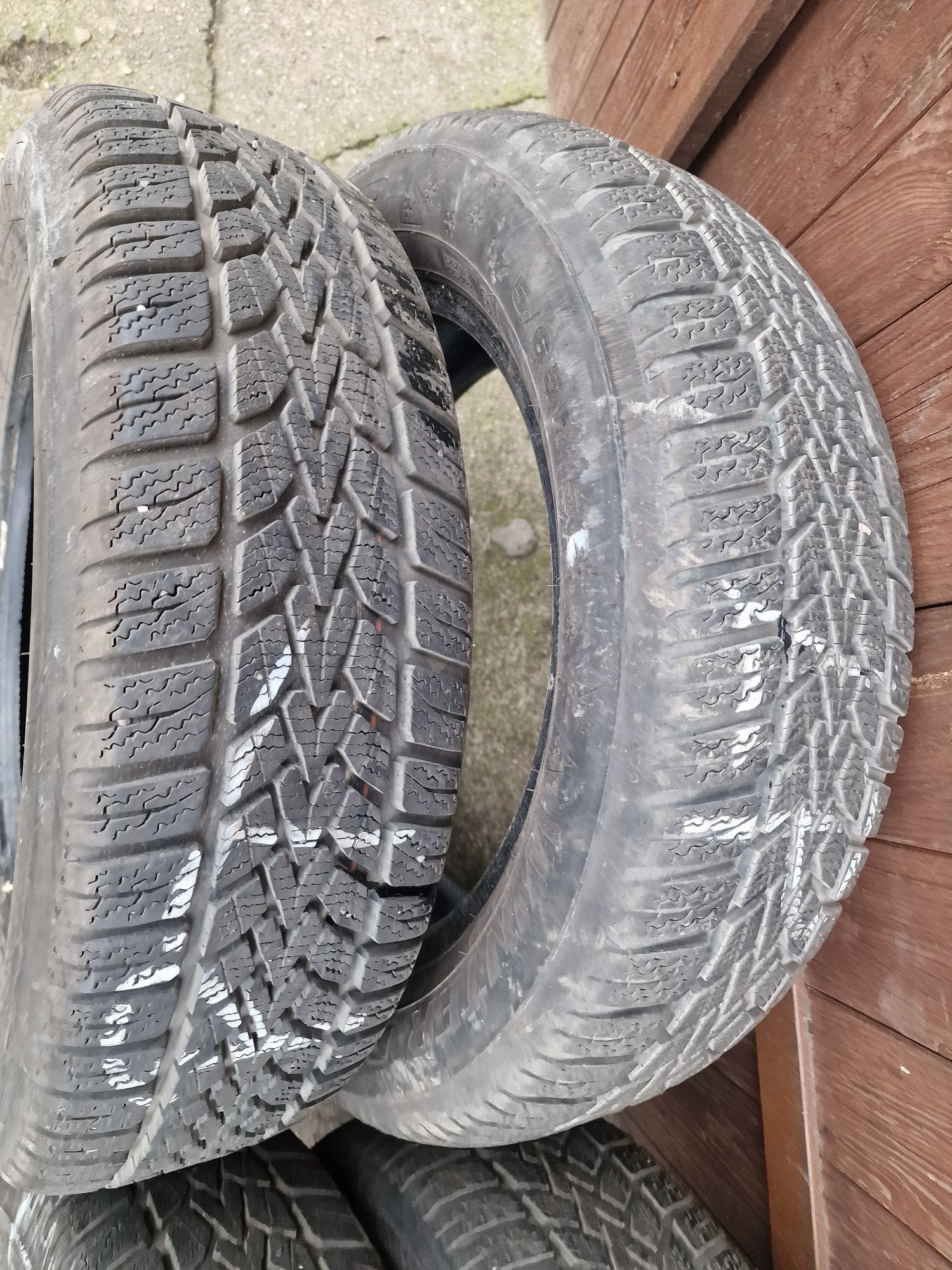 Opony dunlop zimowe zimówki 15 cali 175/65 r15 stan bardzo dobry rok19