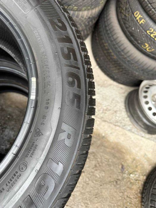 Шини Б/У 215/65 R16 Semperit