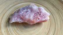 Quartzo Rosa em Bruto 425gr aprox