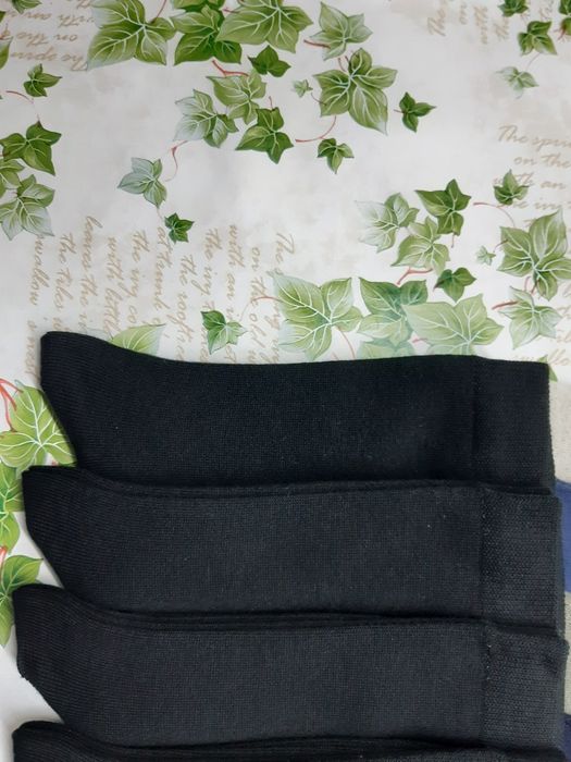 12 pares de meias,  6 preto + 6 cores sortidss