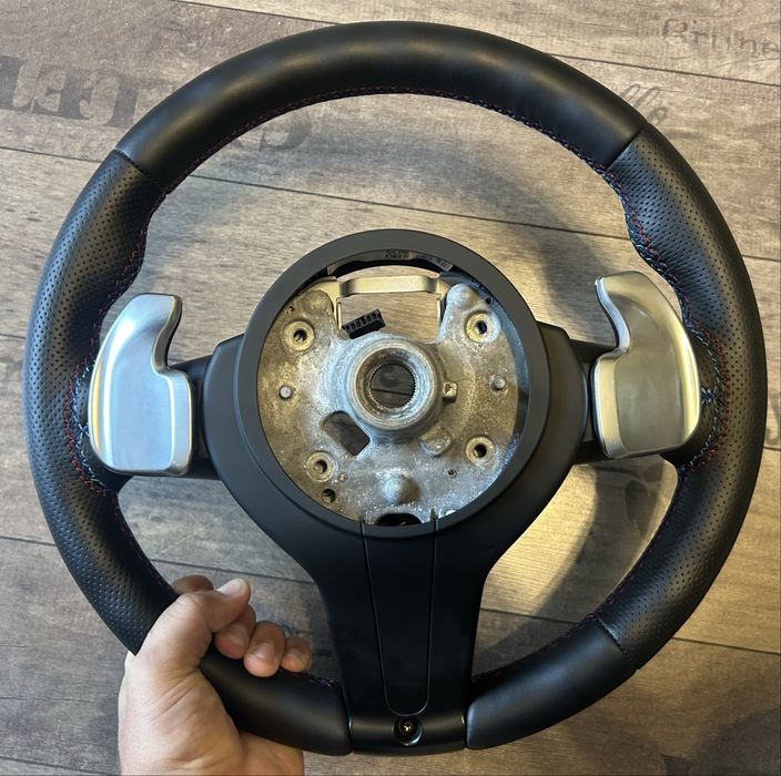 Kierownica M-pakiet BMW F20 F21 F22 F30 F31 F32 F36 obszyta jak nowa!