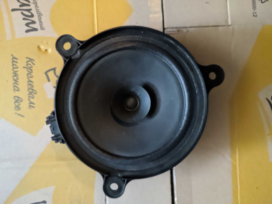 Mazda 3 BM 2013-2017 скло дверей петлі мотор замки динамік