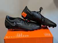 Buty Piłkarskie Korki Nike Phantom GT2 Club FG/MG