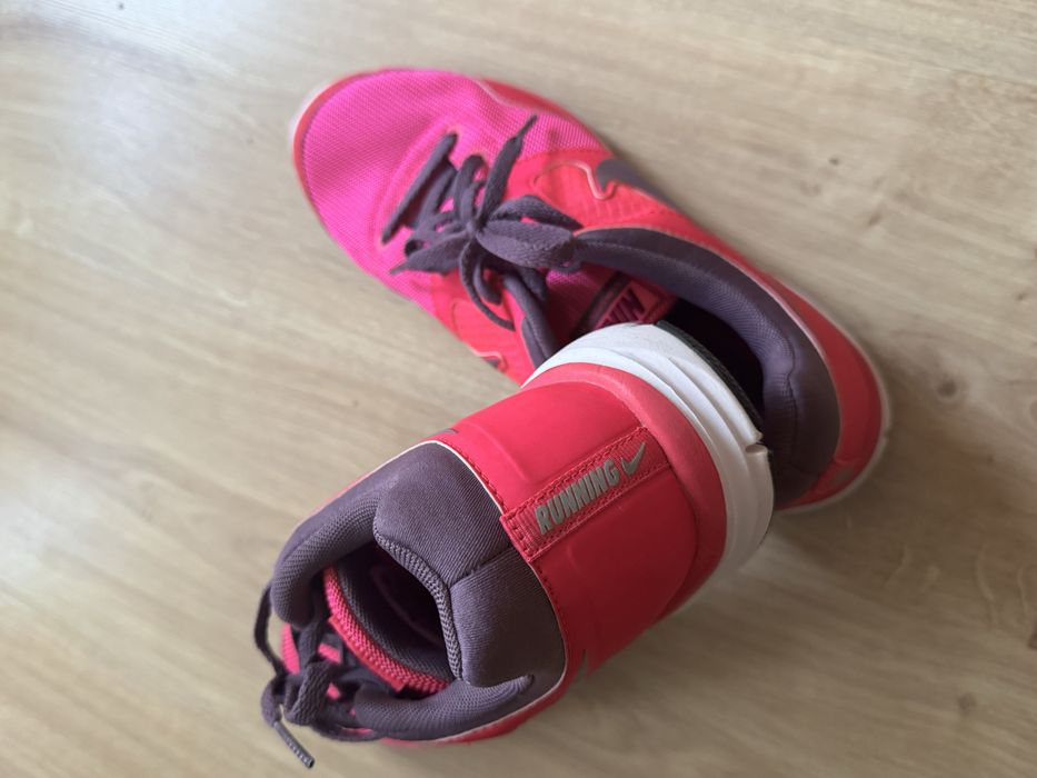 Nike Women's Lunarfly+4 rozmiar 39