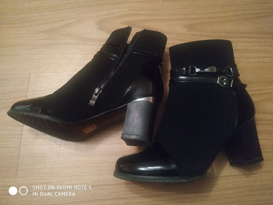 Черевики зимові нові 39 розмір