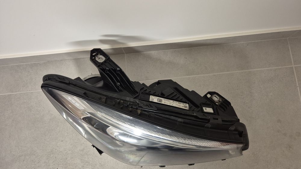 Lampa przednia Prawa MERCEDES A117 CLA lift full led
