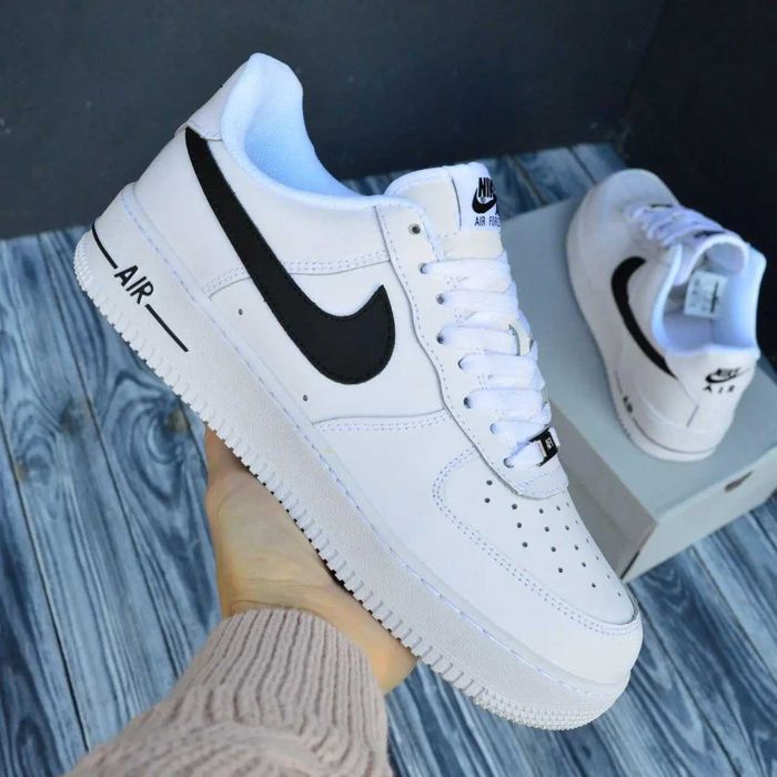 Жіночі кросівки Nike Air Force 1 (Шкіра)