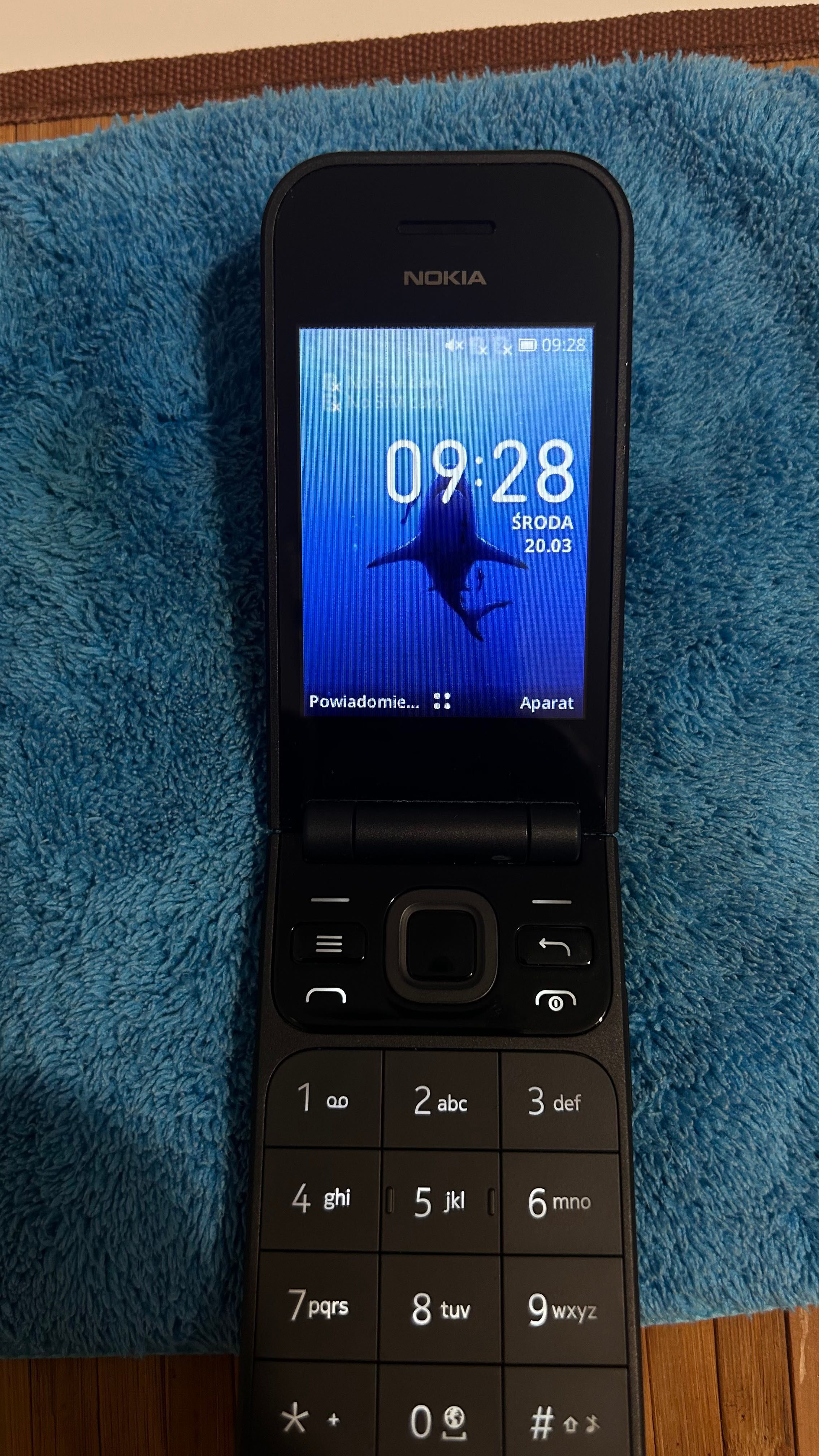 Telefon Nokia 2720 flip