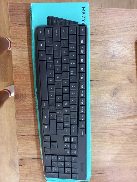 Klawiatura bezprzewodowa Logitech MK235
