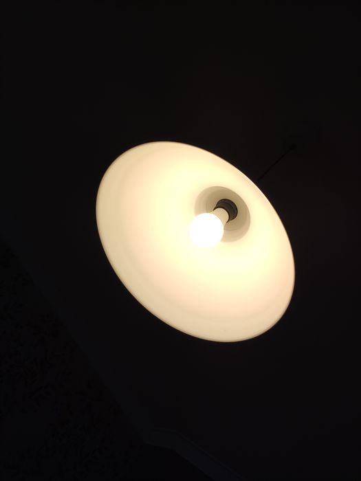 Candeeiros Ikea.