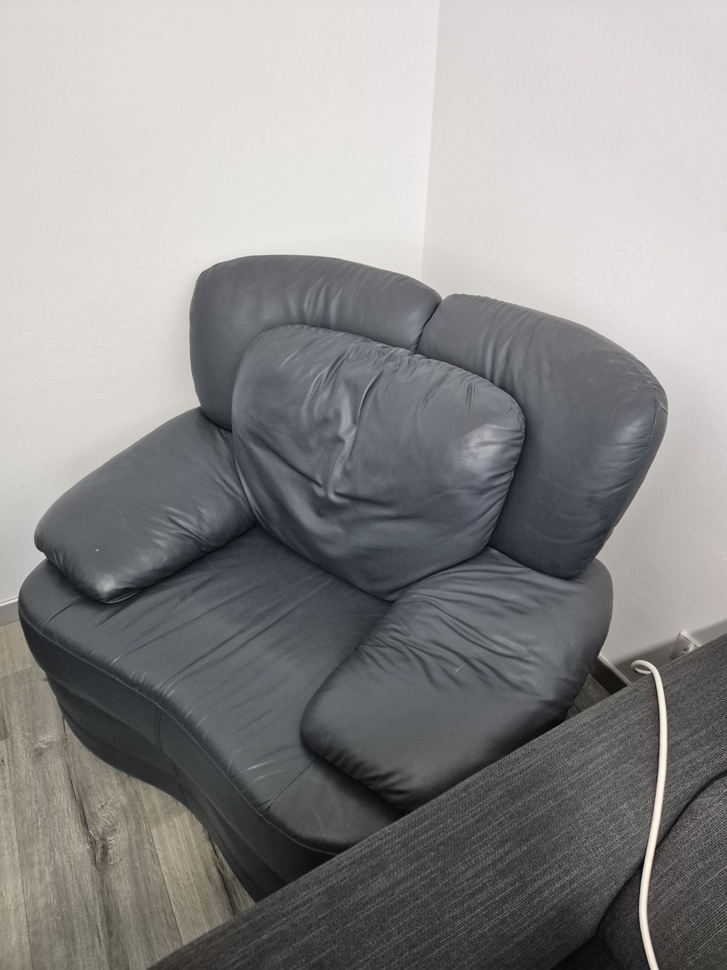2 poltronas- 350 euros negociáveis