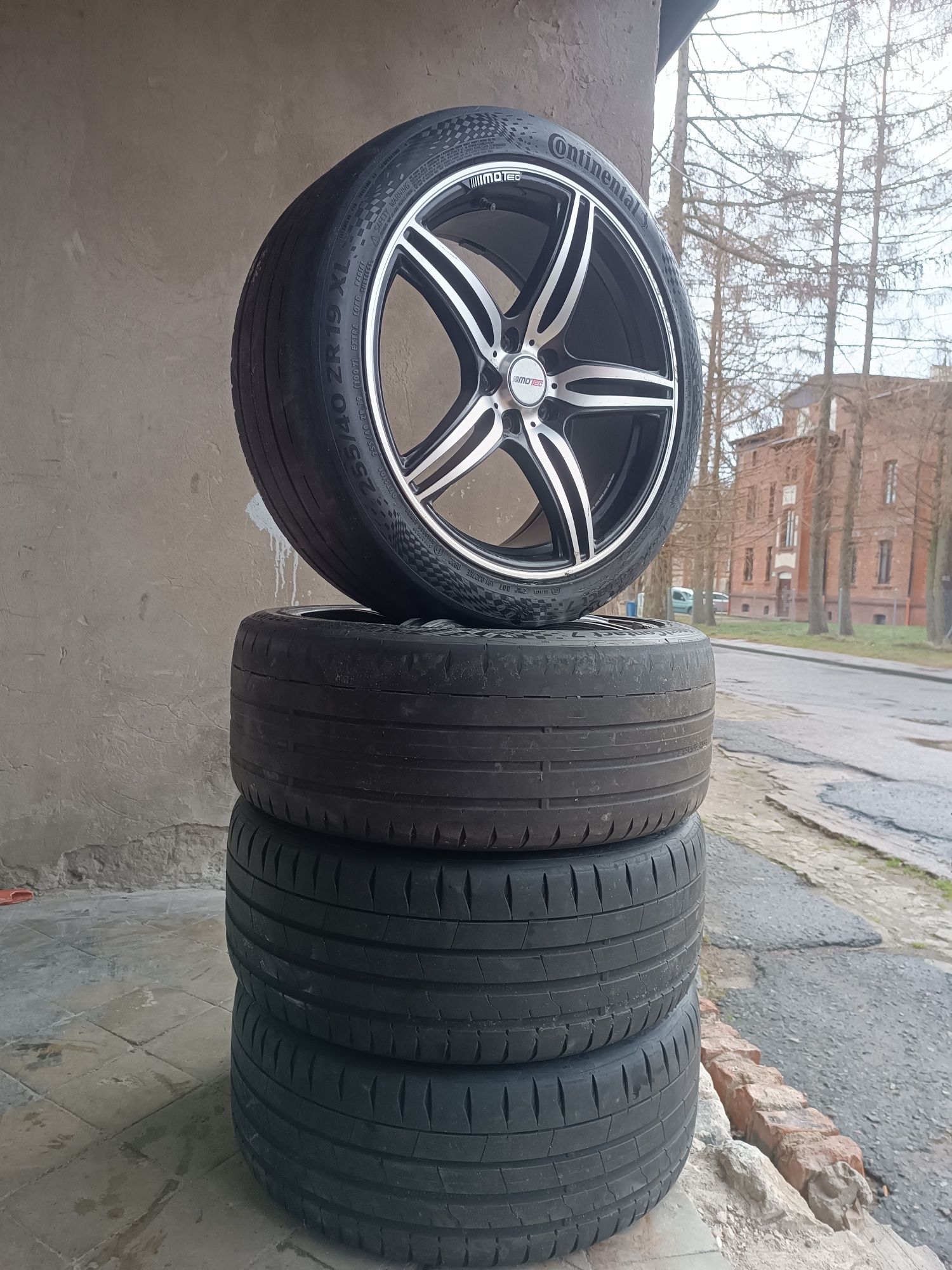 Komplet kół MOTEC  LATO 19" 5x112 audi VW