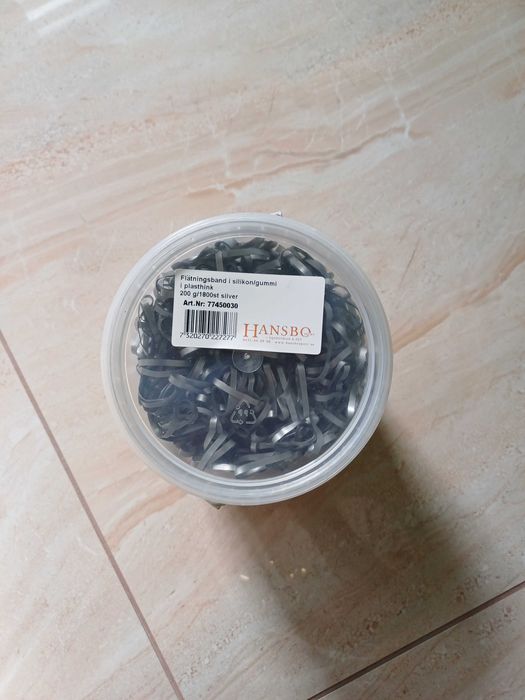 Gumeczki do grzywy i ogona dla konia 1800 szt.