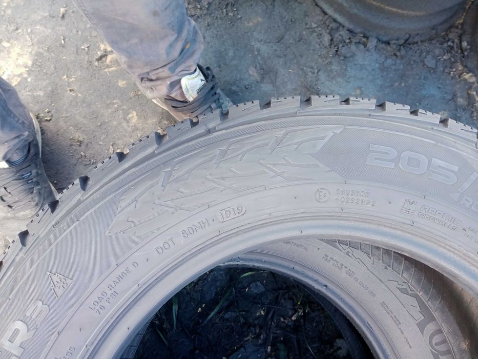 205 65 r16c Nokian 2019p Nokian