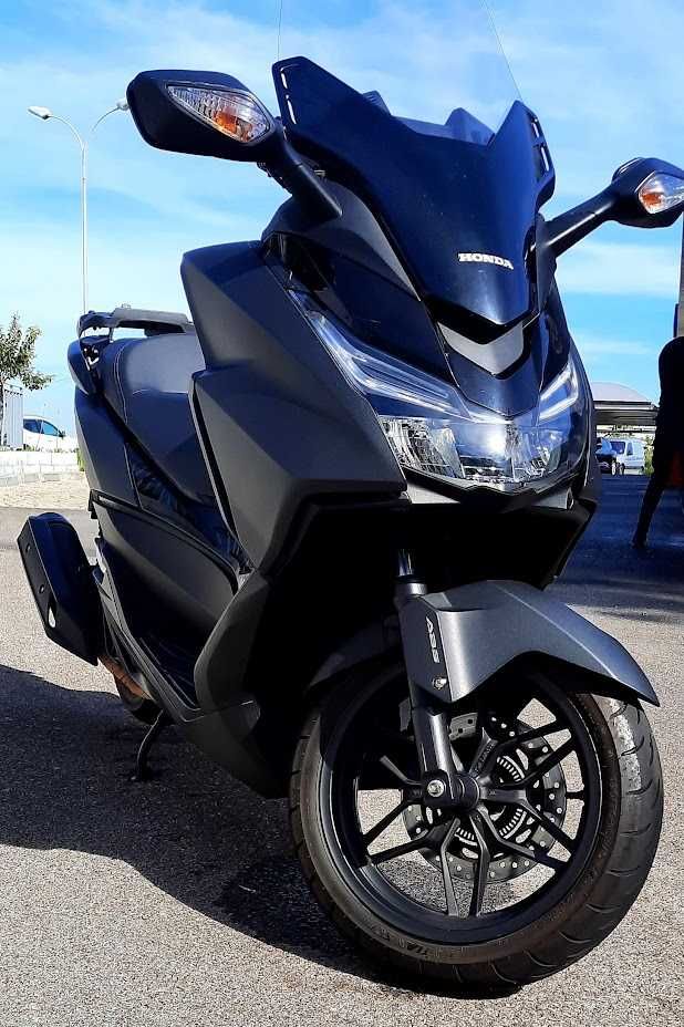 Honda Forza 125 ler descrição