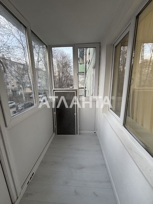 Черемушки. Продам 2 ком.квартиру с ремонтом.Средний этаж/Филатова