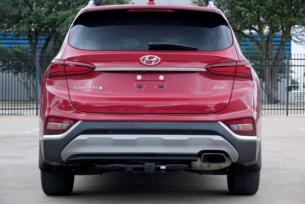 Hyundai Santa Fe      2020